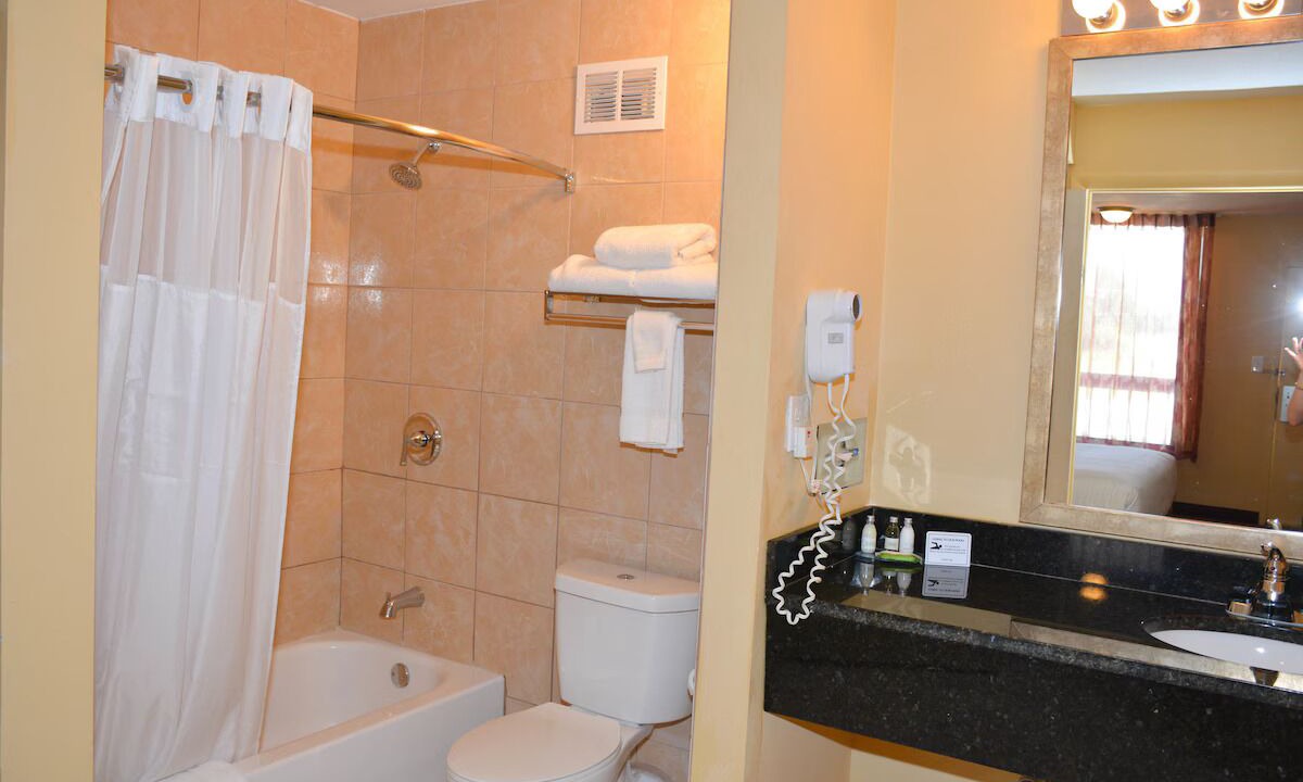 Photo of Bathroom in Florida Center