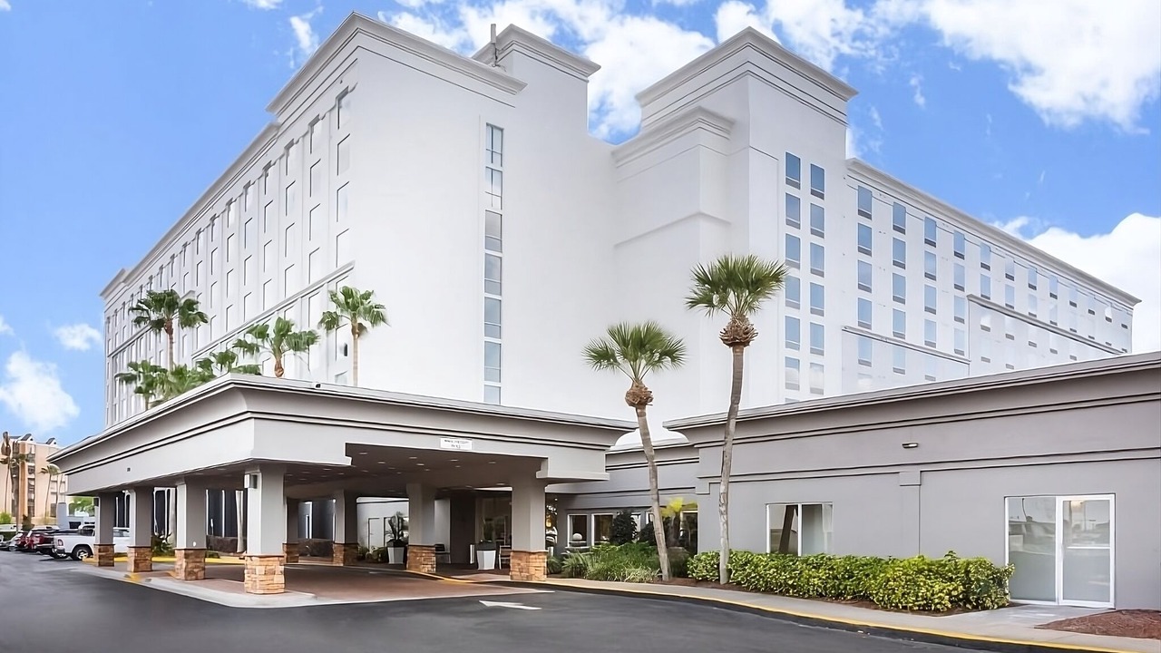 Photo of Outdoor in Florida Center