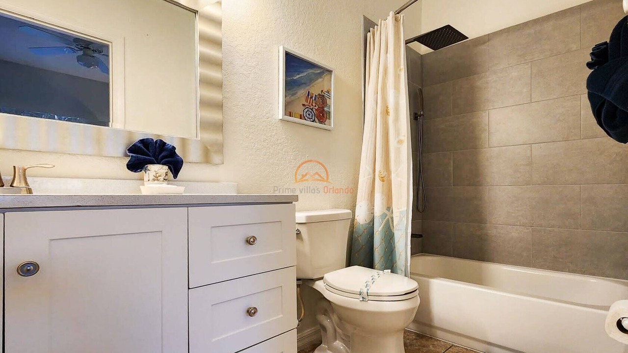 Photo of Bathroom in Bahama Bay