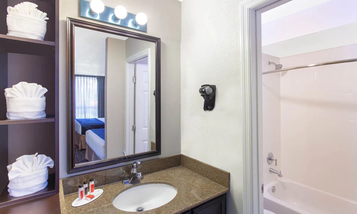 Photo of Bathroom in Florida Center
