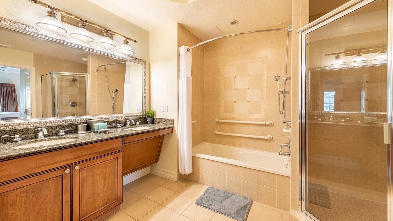 Photo of Bathroom in Reunion