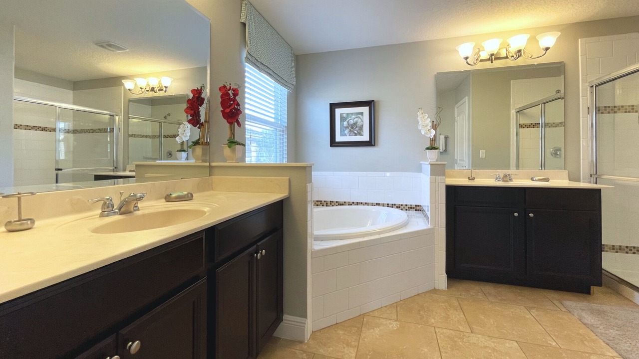 Photo of Bathroom in Sunridge Woods