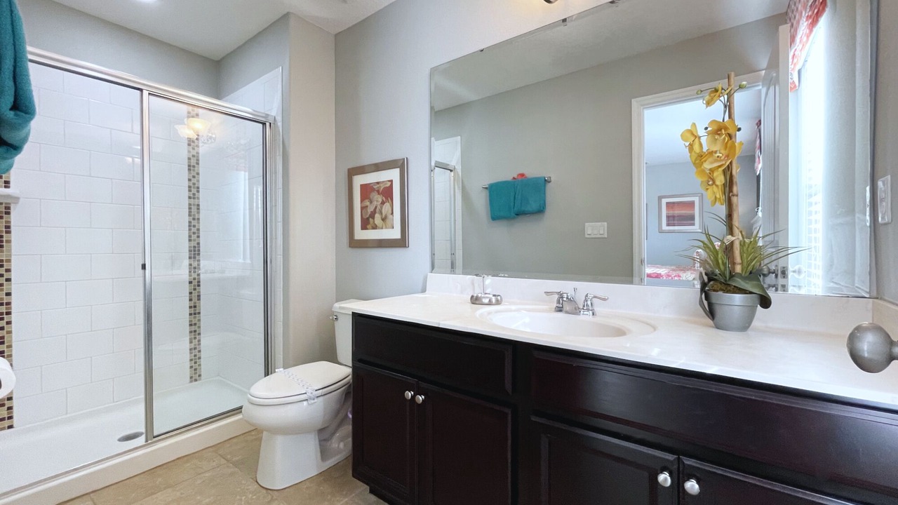 Photo of Bathroom in Sunridge Woods