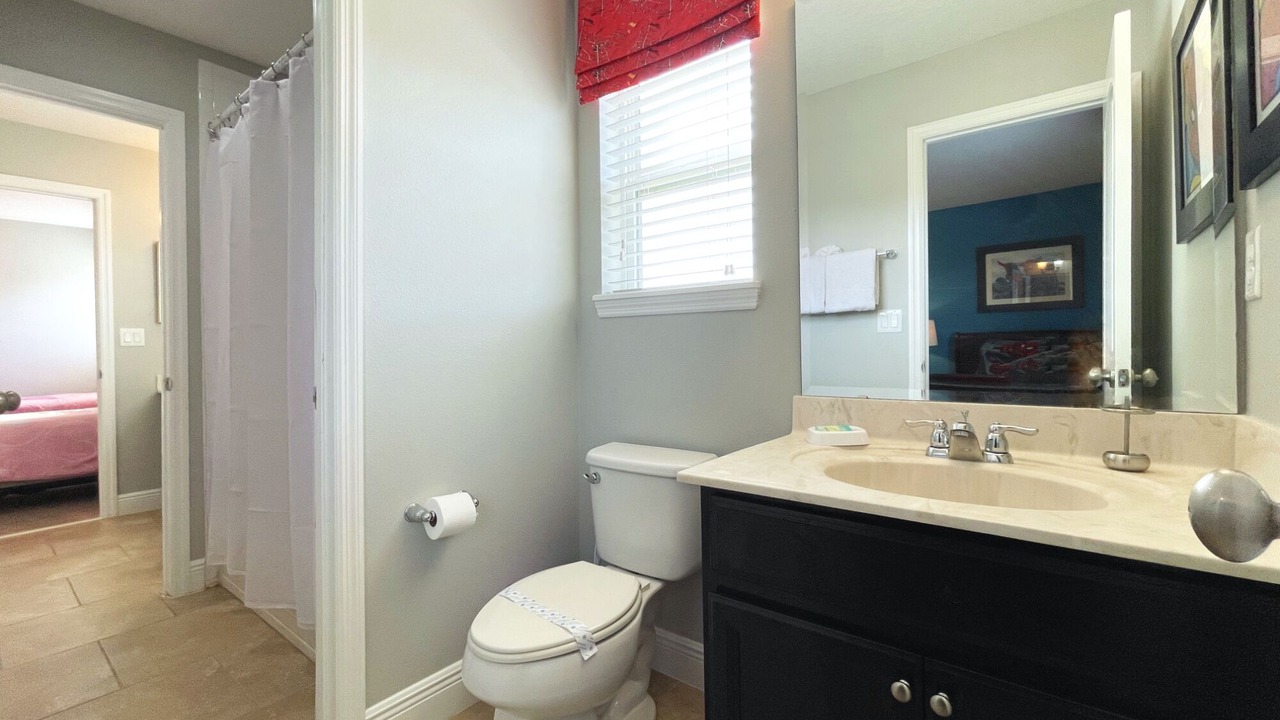 Photo of Bathroom in Sunridge Woods