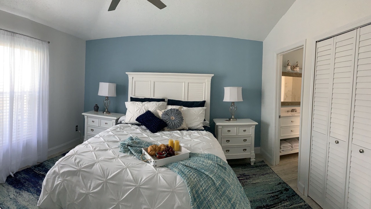 Photo of Bedroom in Florida Pines