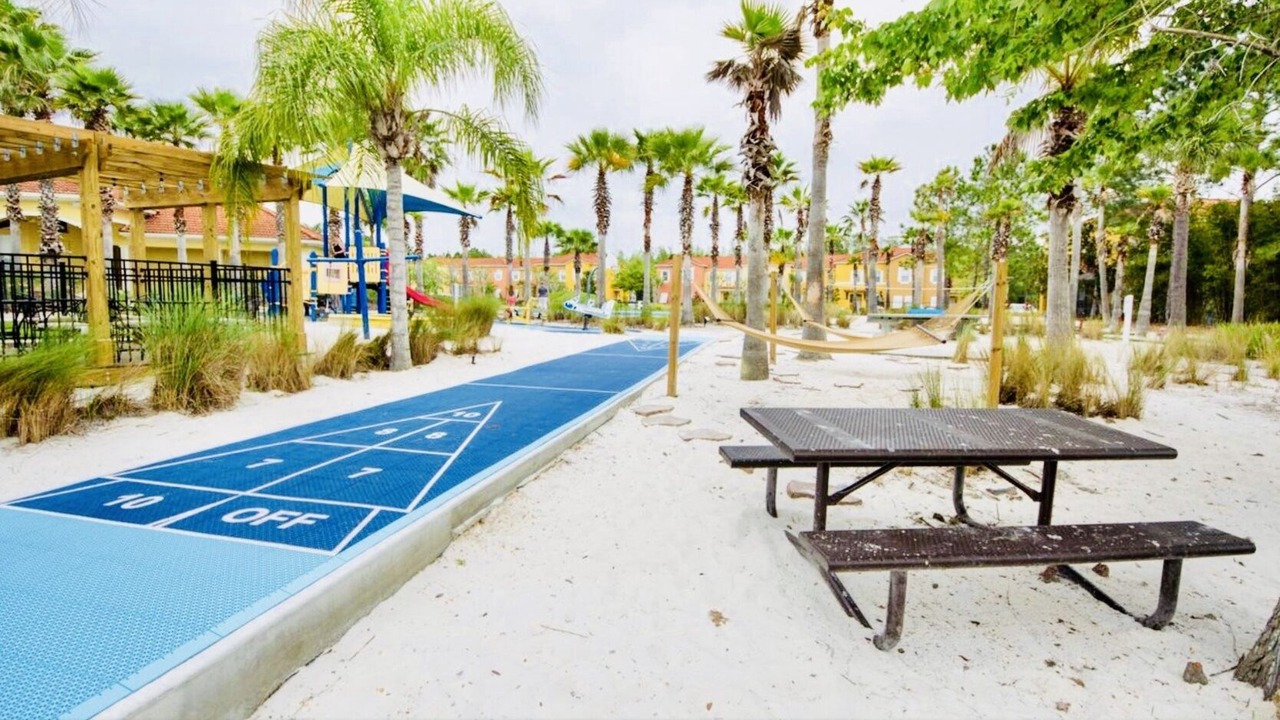 Photo of Outdoor in Lake Berkley