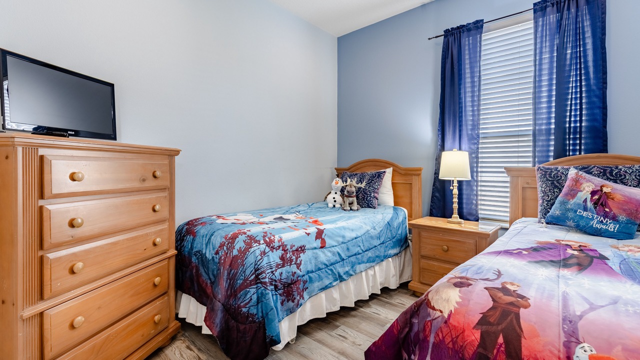 Photo of Bedroom in Windsor Palms