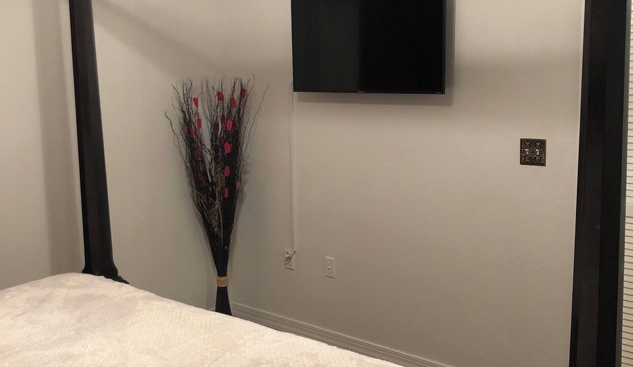 Photo of Bedroom in Metro West