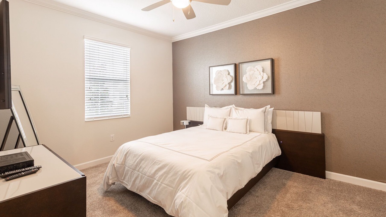 Photo of Bedroom in Davenport
