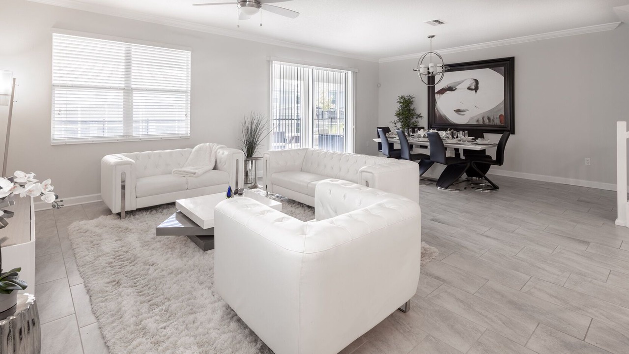 Photo of Livingroom in Davenport