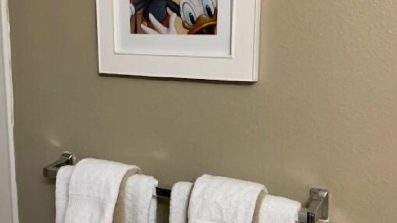 Photo of Bathroom in Crestwynd Bay