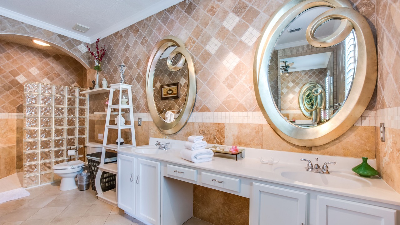 Photo of Bathroom in Highlands Reserve