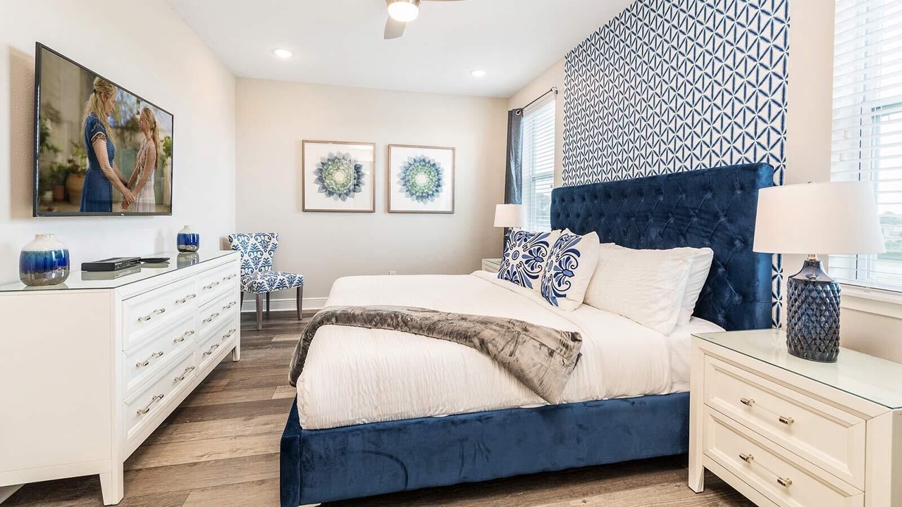 Photo of Bedroom in Bay Lake
