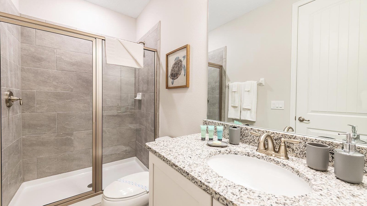 Photo of Bathroom in Bay Lake