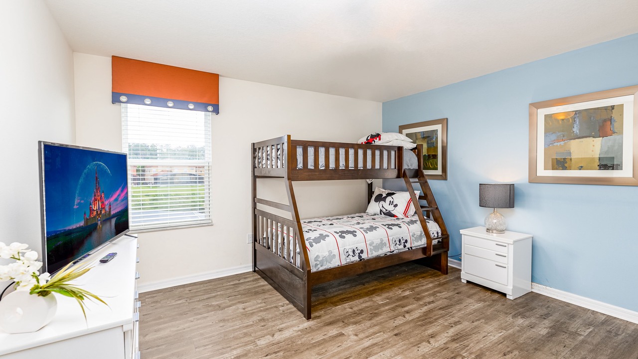 Photo of Bedroom in Seasons