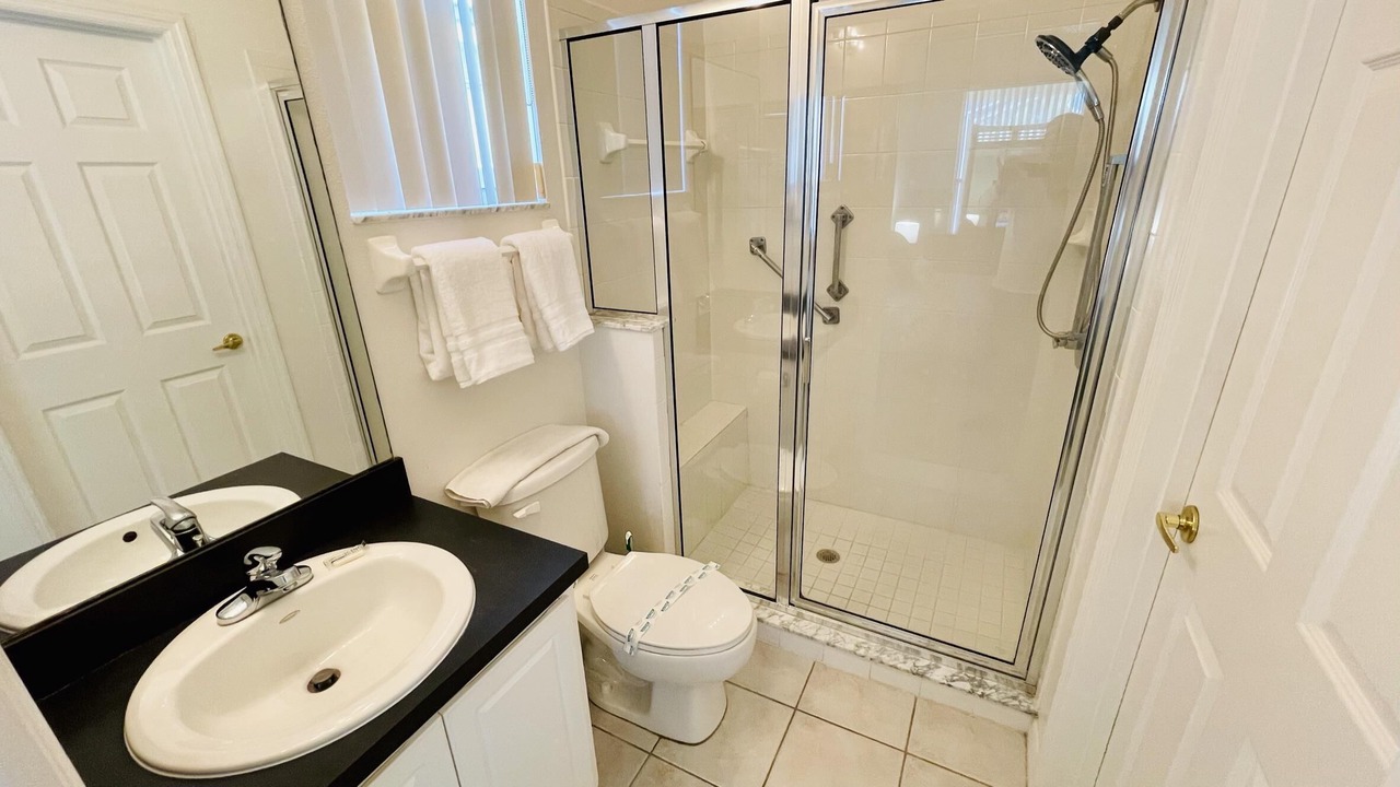 Photo of Bathroom in Calabay Parc