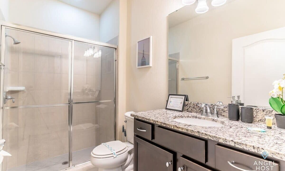 Photo of Bathroom in Four Corners