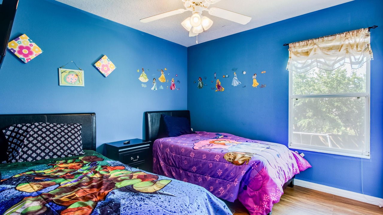 Photo of Bedroom in Crestwynd Bay