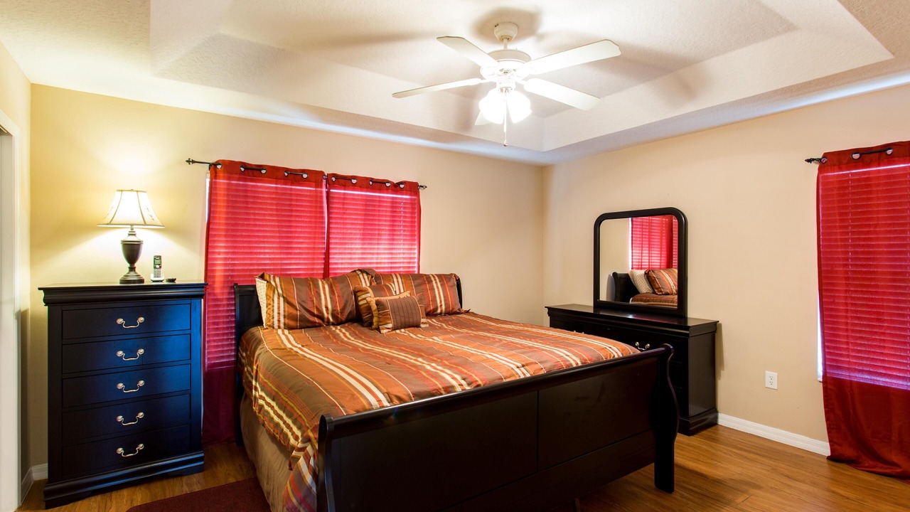 Photo of Bedroom in Crestwynd Bay