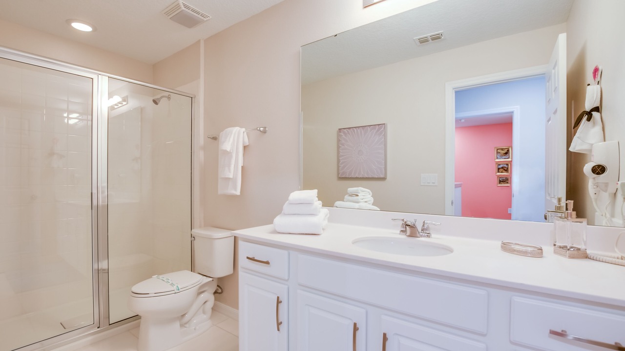 Photo of Bathroom in Four Corners