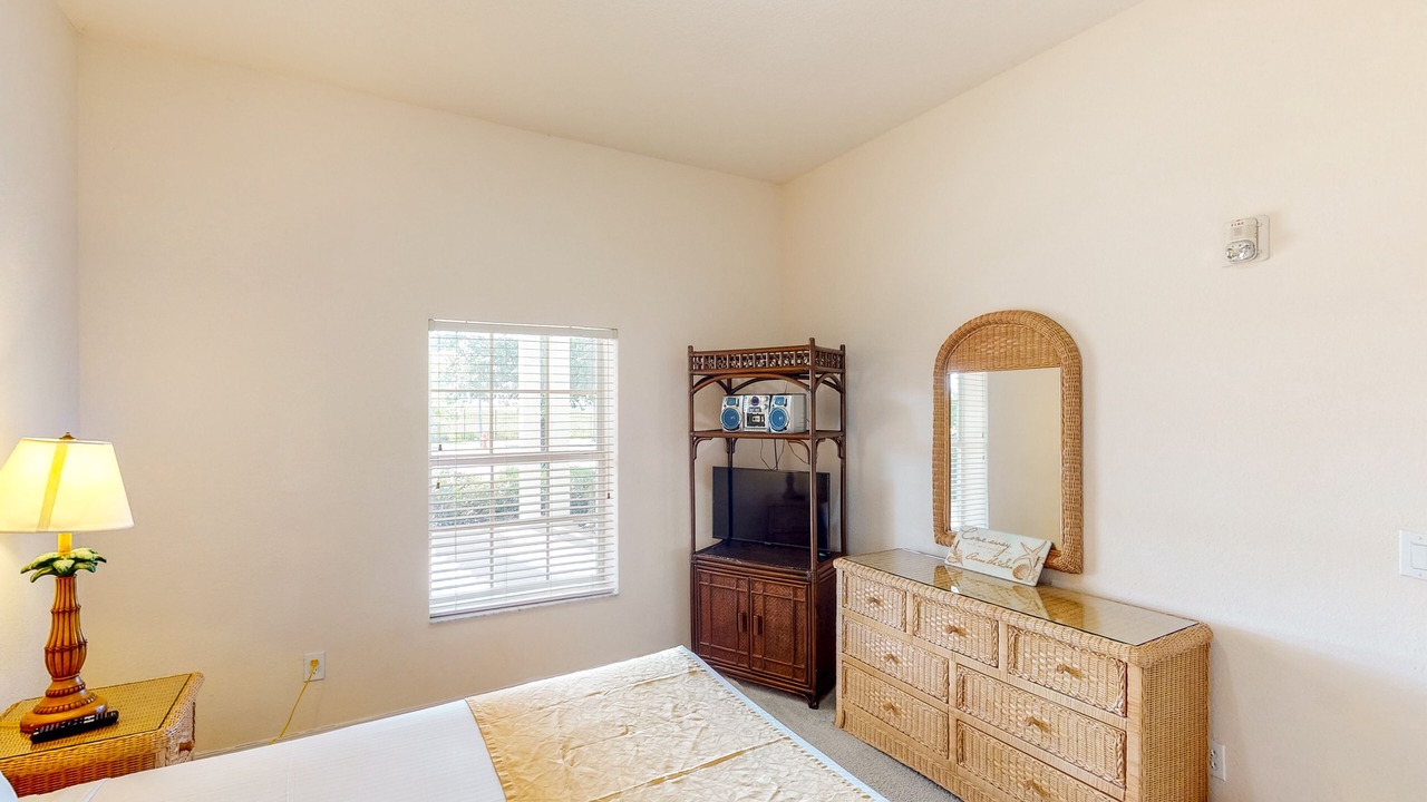 Photo of Bedroom in Bahama Bay