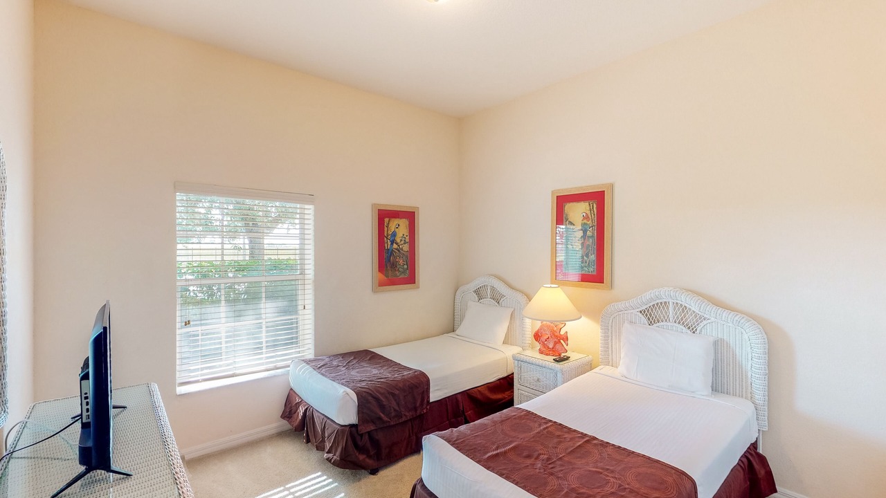 Photo of Bedroom in Bahama Bay