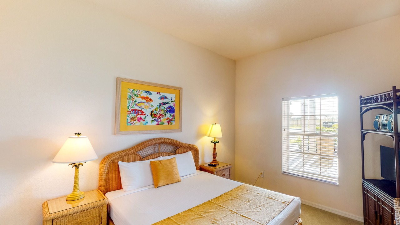 Photo of Bedroom in Bahama Bay