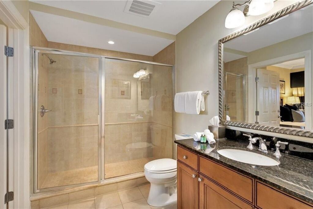 Photo of Bathroom in Reunion
