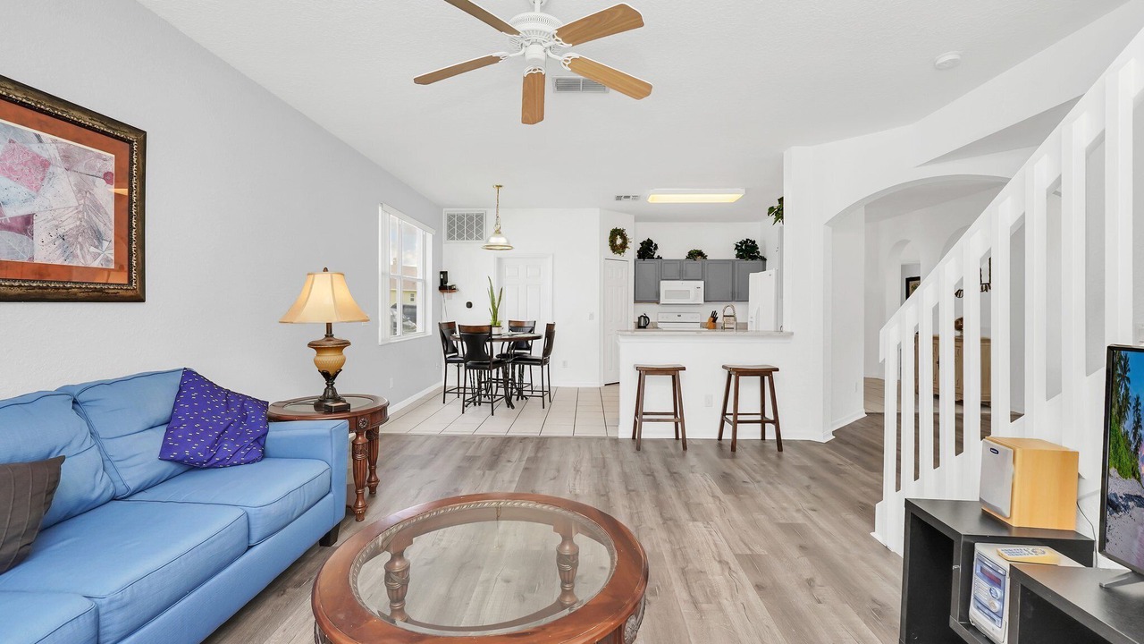 Photo of Livingroom in Highlands Reserve