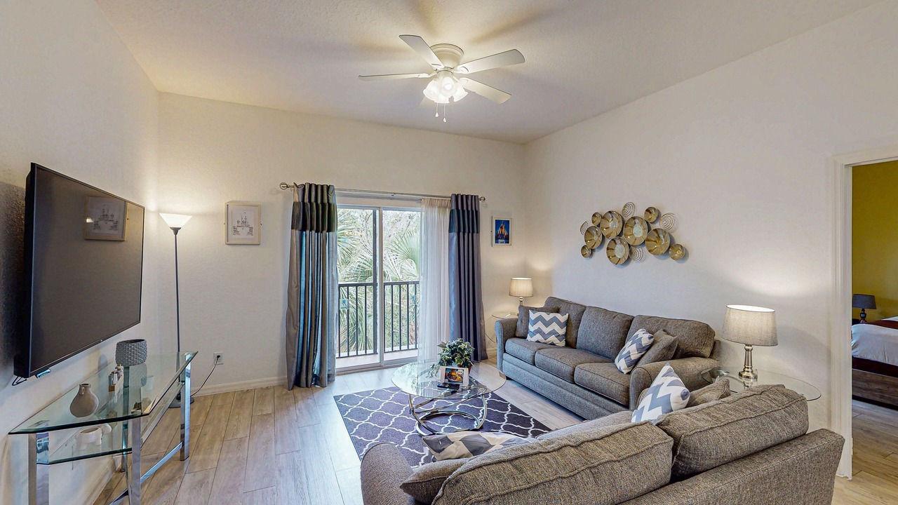 Photo of Livingroom in Bahama Bay