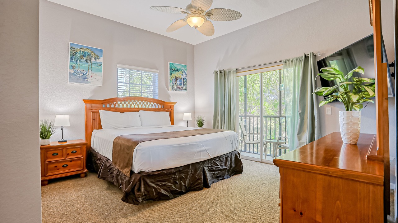 Photo of Bedroom in Bahama Bay