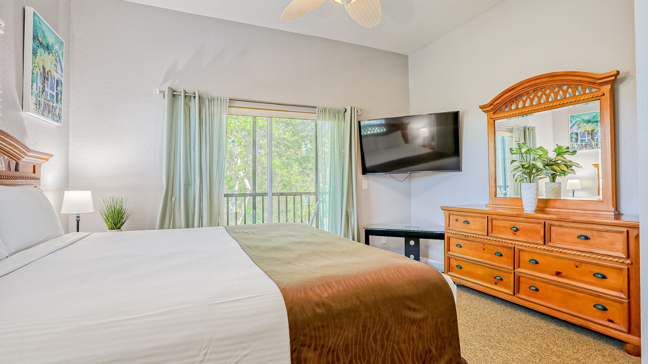 Photo of Bedroom in Bahama Bay
