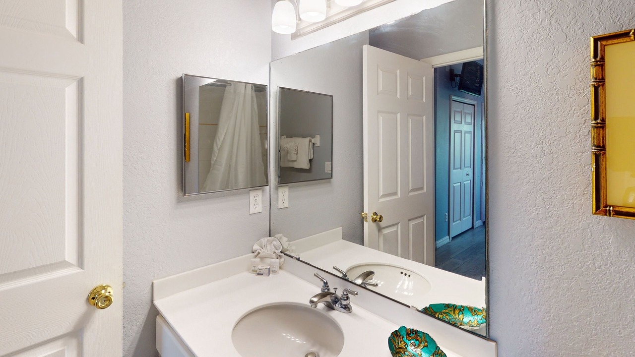 Photo of Bathroom in Bahama Bay