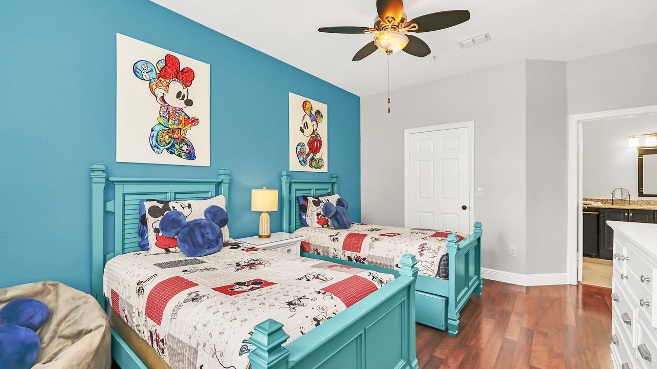 Photo of Bedroom in Crestwynd Bay
