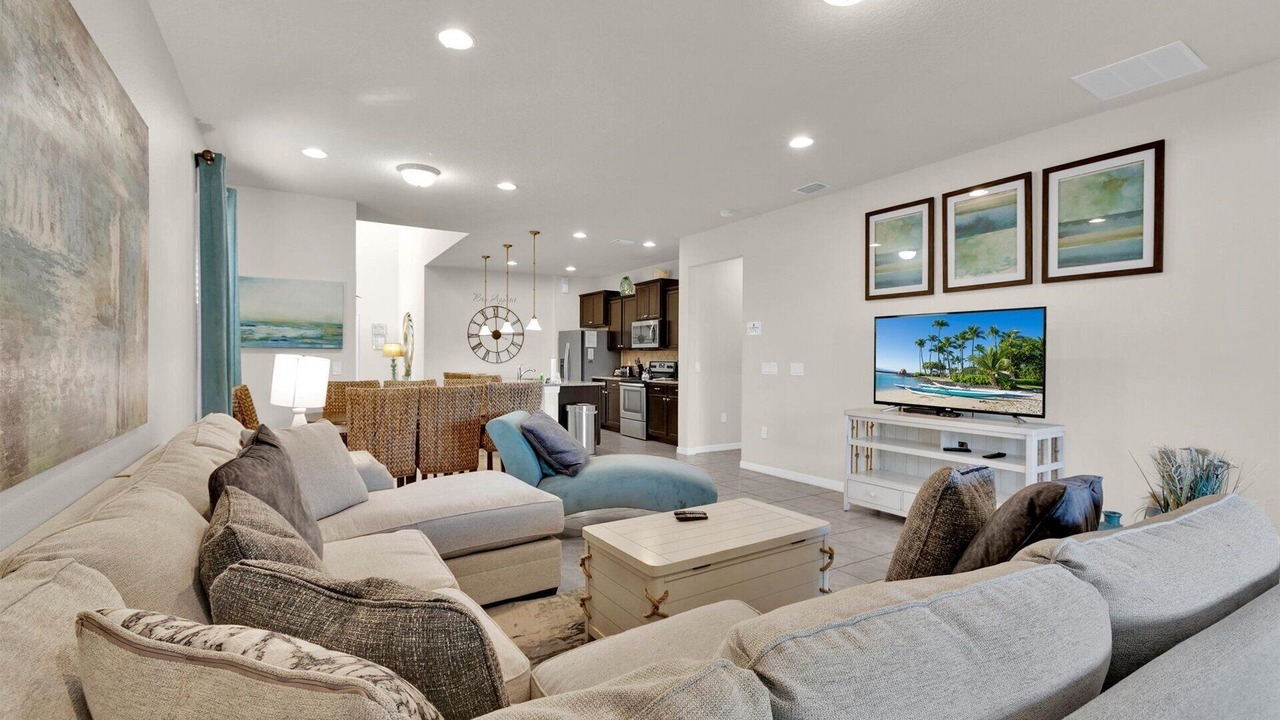 Photo of Livingroom in Four Corners