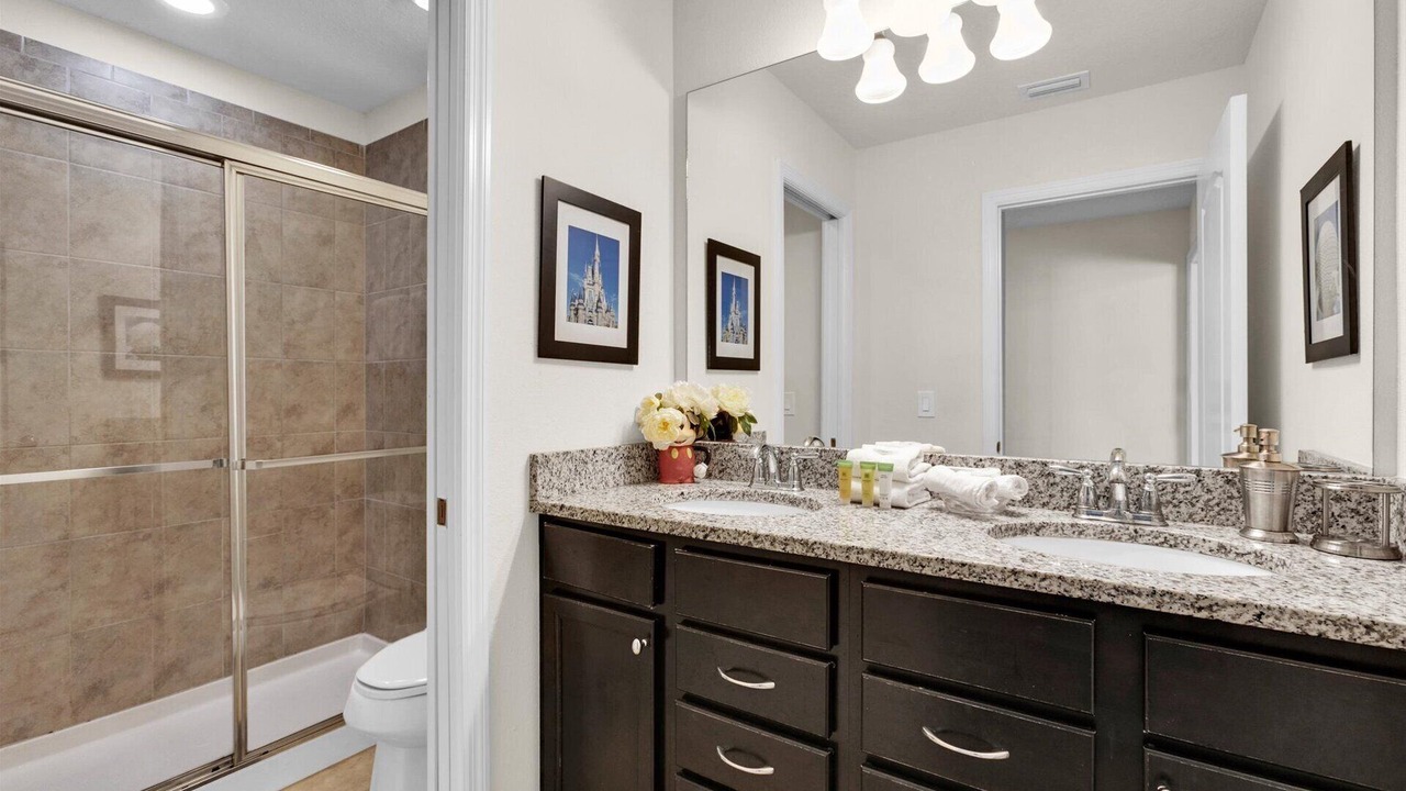 Photo of Bathroom in Four Corners