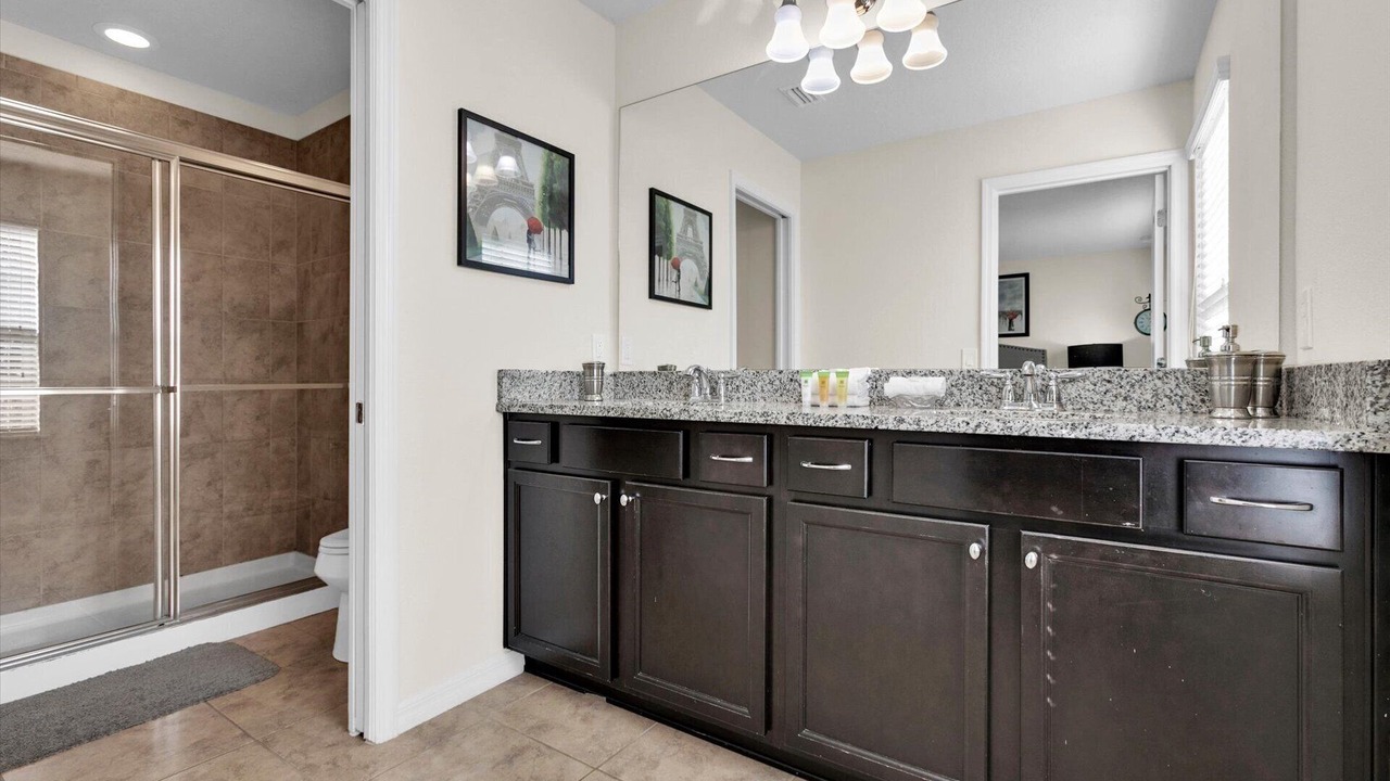 Photo of Bathroom in Four Corners