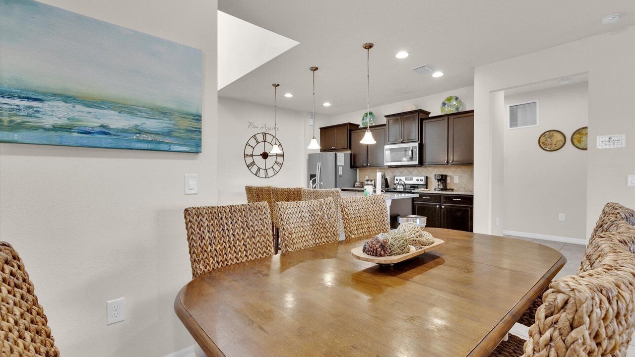 Photo of Livingroom in Four Corners