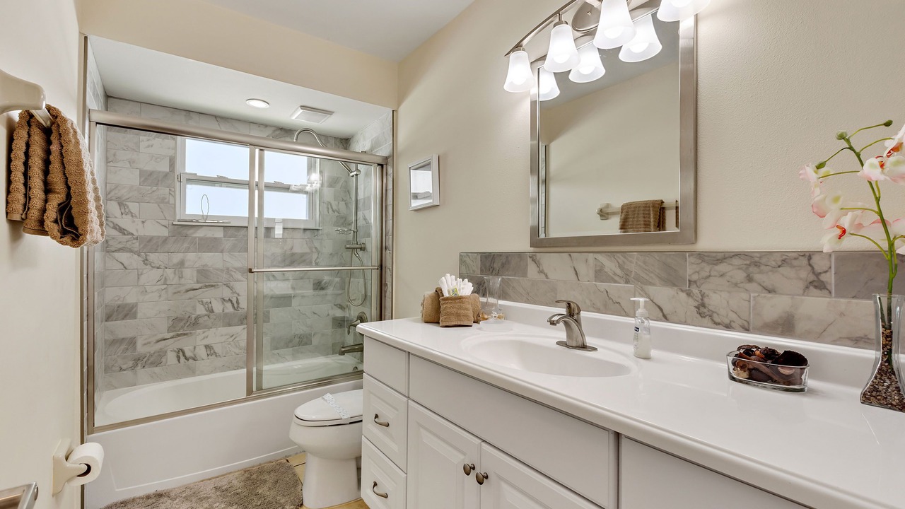 Photo of Bathroom in Indian Ridge