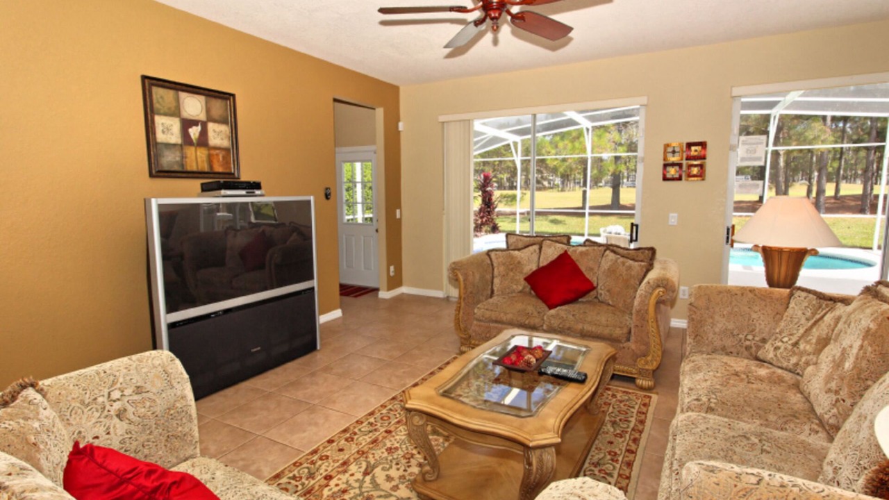 Photo of Livingroom in Highlands Reserve