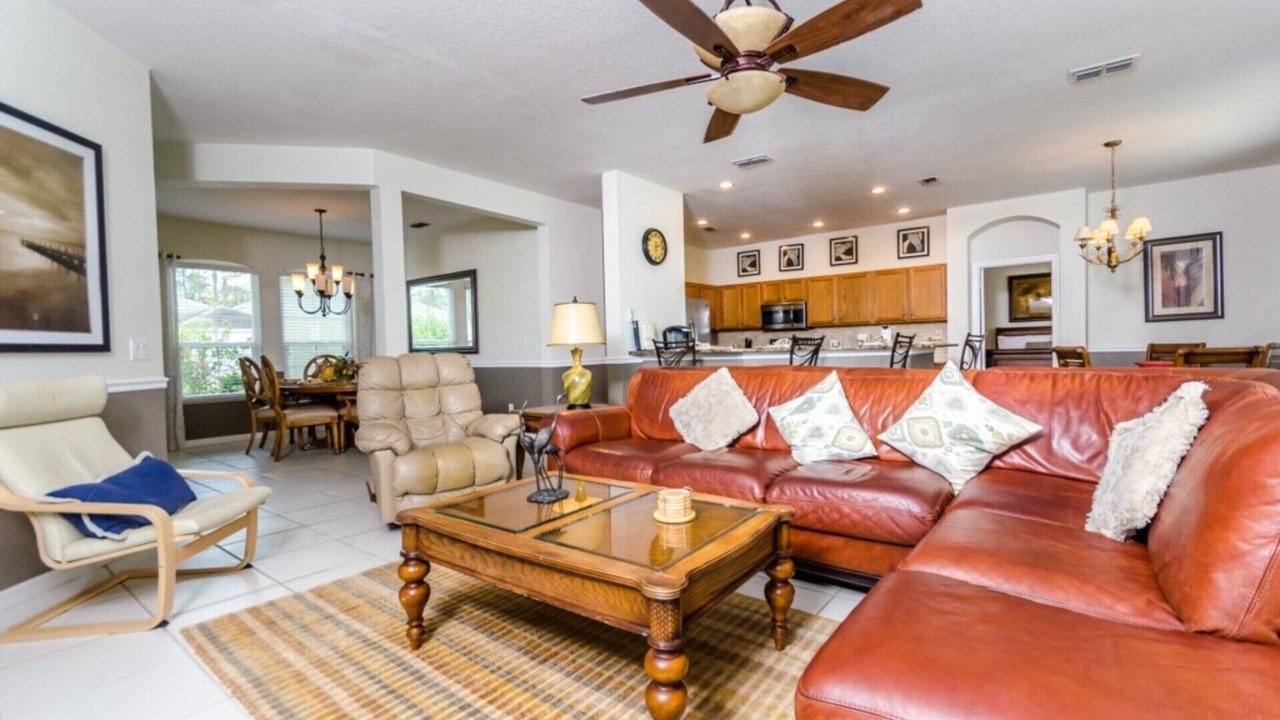 Photo of Livingroom in Highlands Reserve