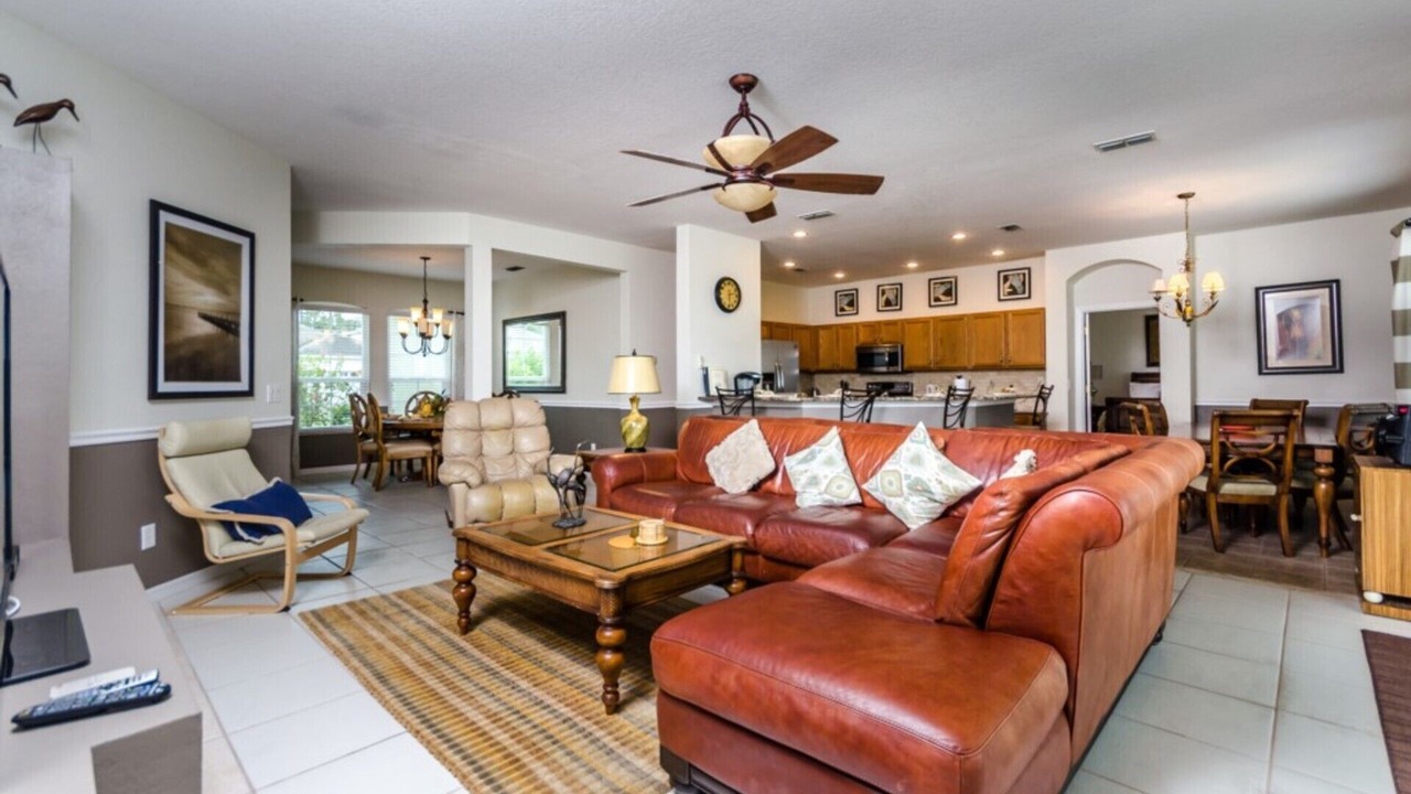 Photo of Livingroom in Highlands Reserve