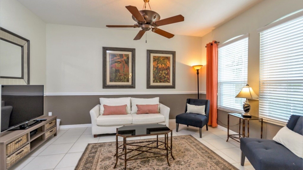 Photo of Livingroom in Highlands Reserve