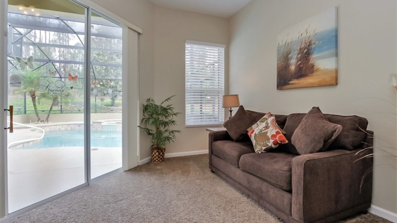 Photo of Livingroom in Highlands Reserve