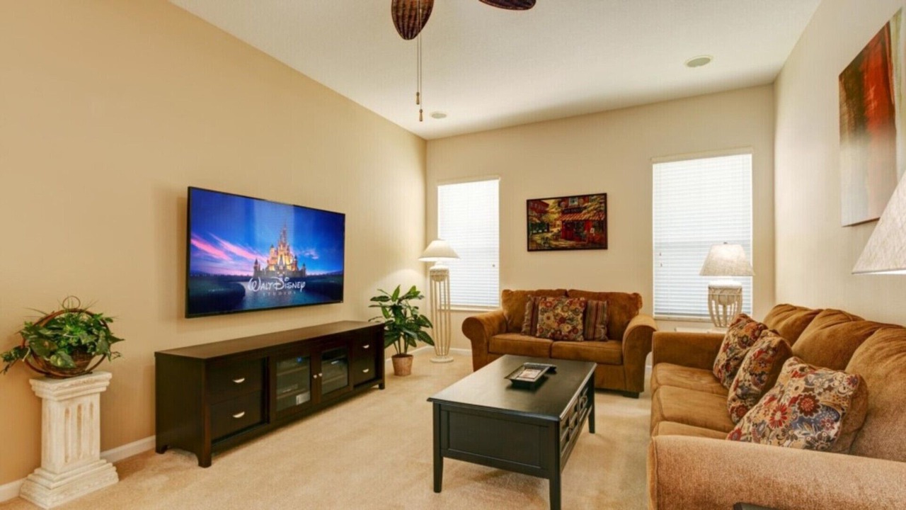 Photo of Livingroom in Highlands Reserve