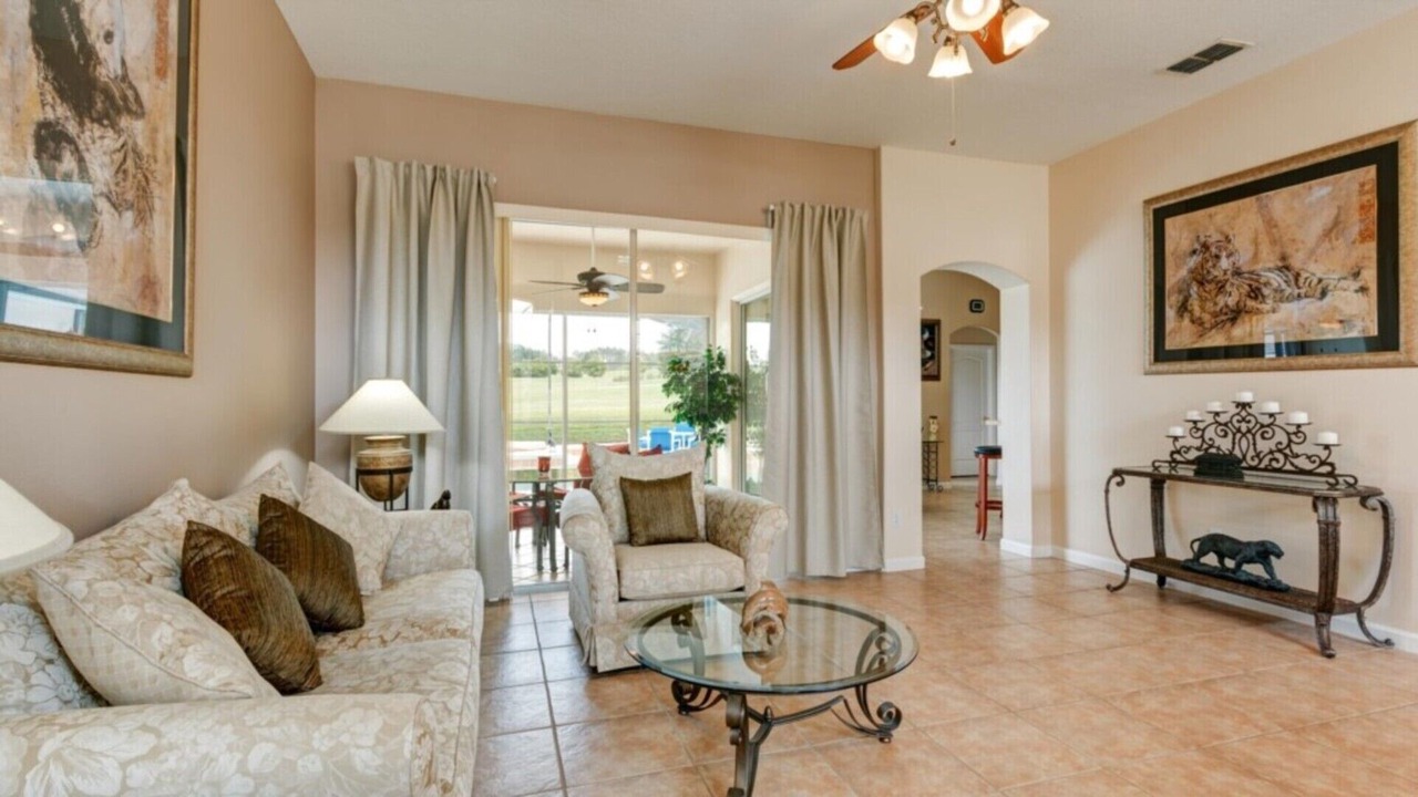 Photo of Livingroom in Highlands Reserve