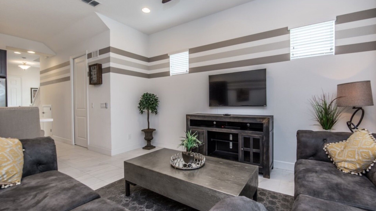 Photo of Livingroom in Sandy Ridge