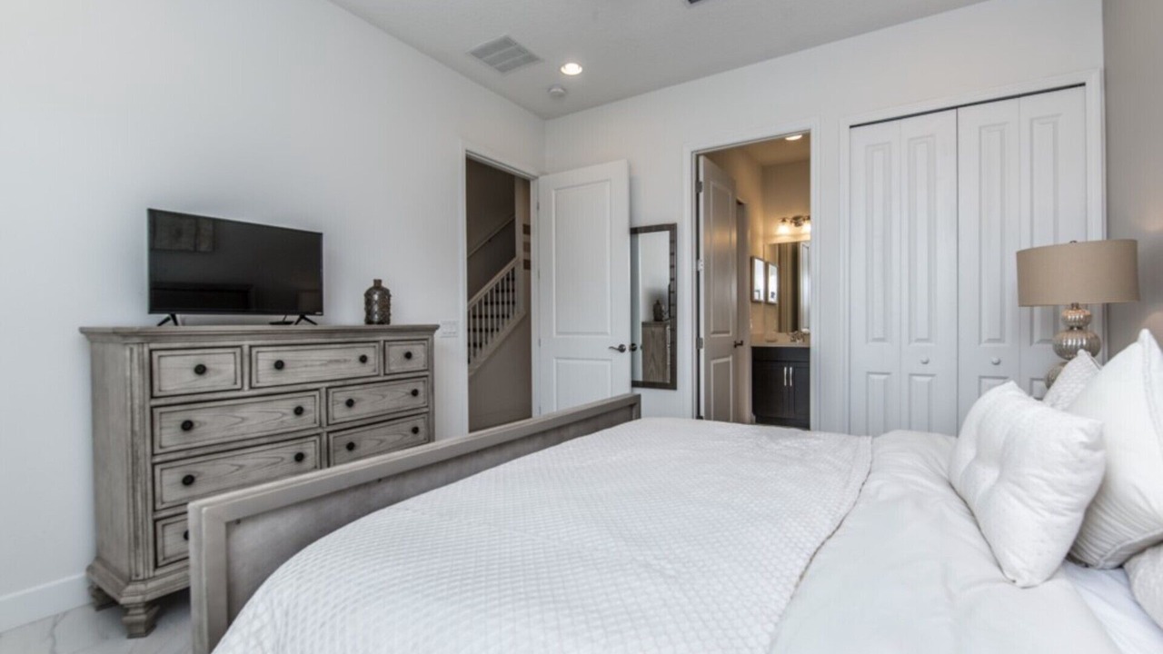 Photo of Bedroom in Sandy Ridge