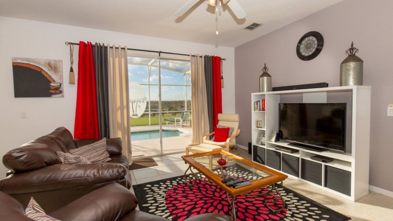 Photo of Livingroom in Highlands Reserve