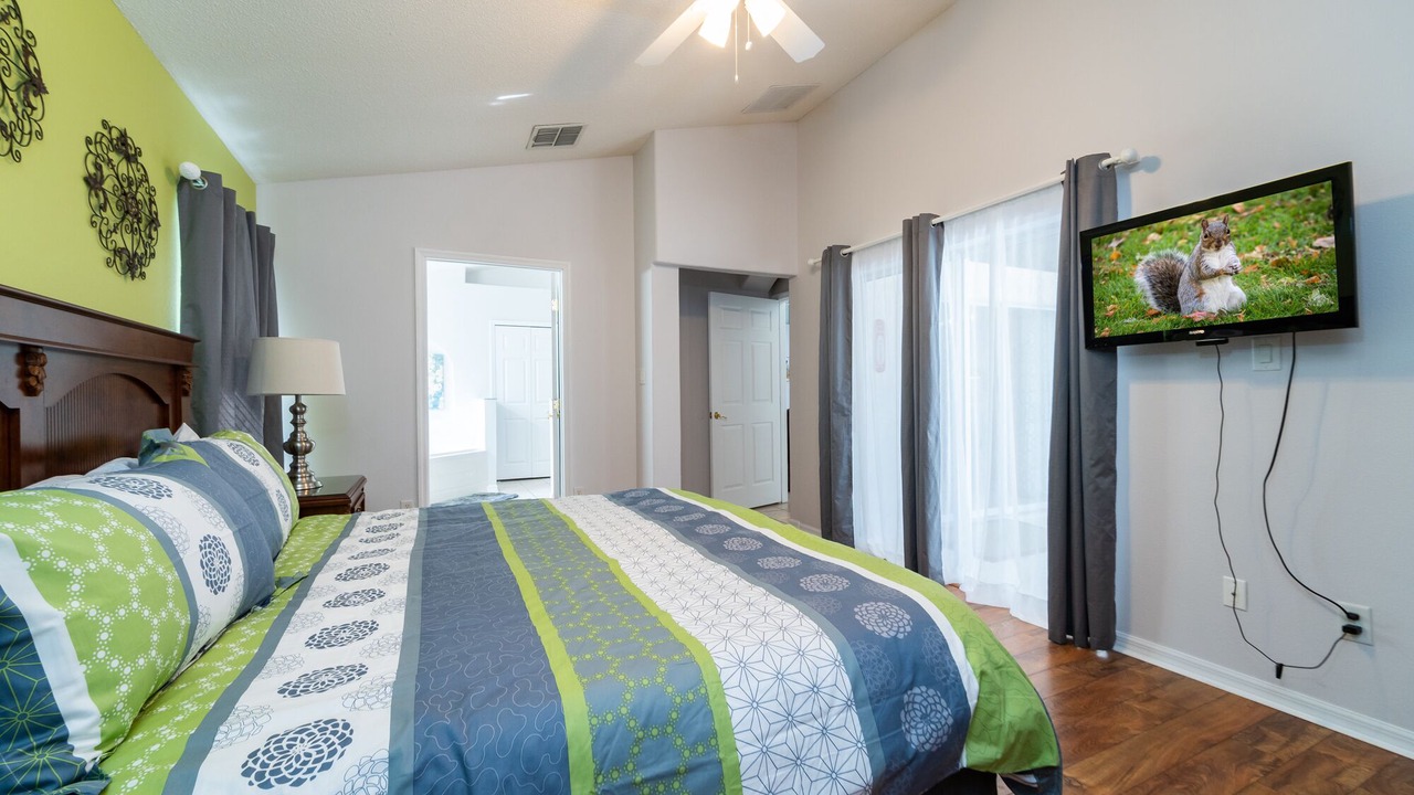 Photo of Others in Orange Tree